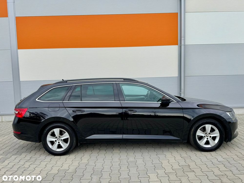 Skoda Superb 2.0 TDI DSG L&K - 6