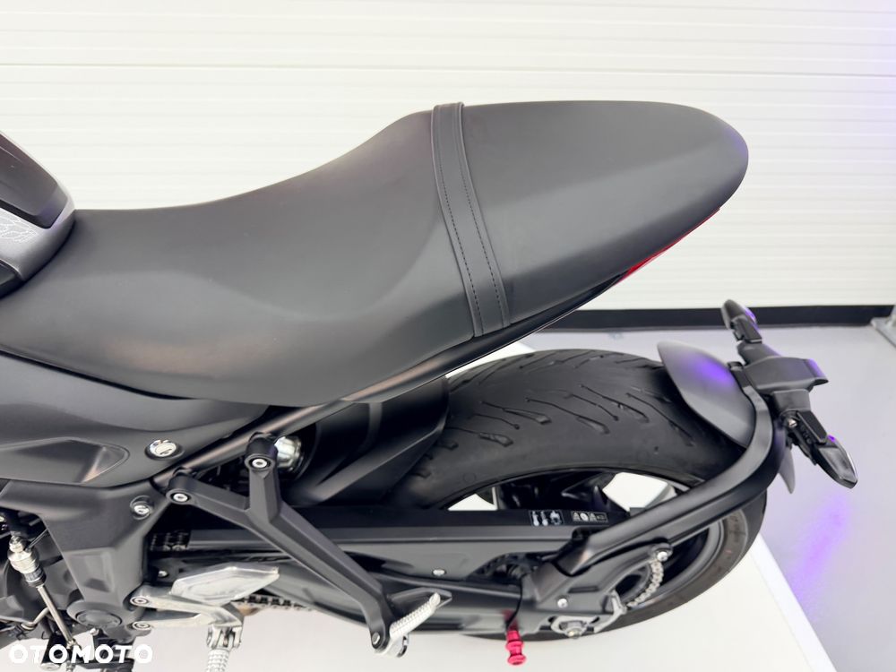 Triumph Trident - 10