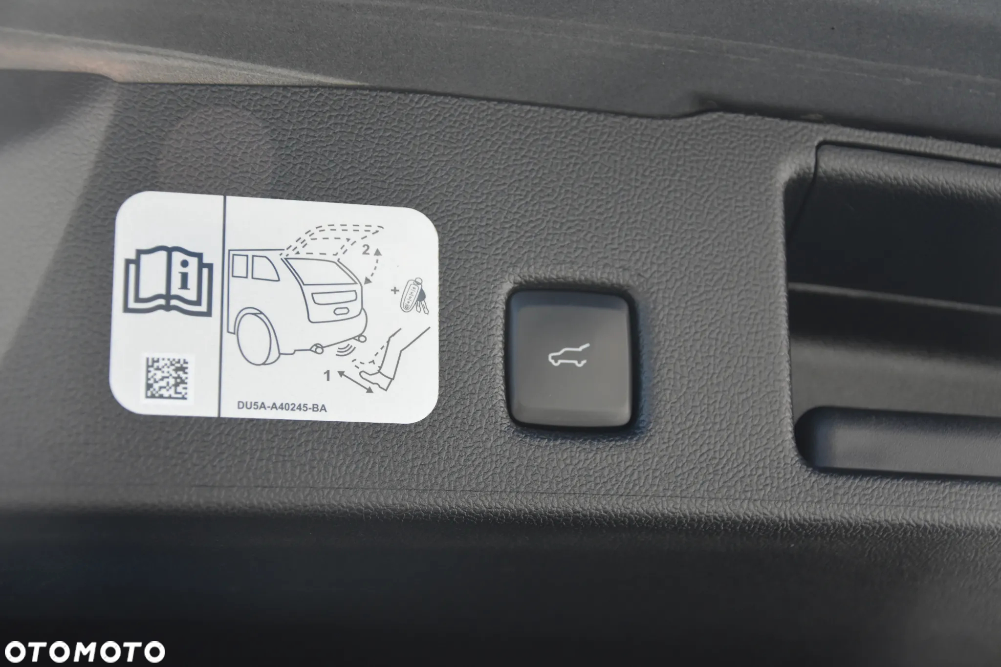 Ford Kuga 2.0 EcoBlue Hybrid VIGNALE - 11