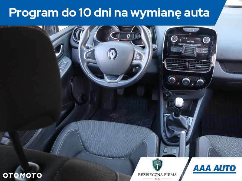 Renault Clio - 9