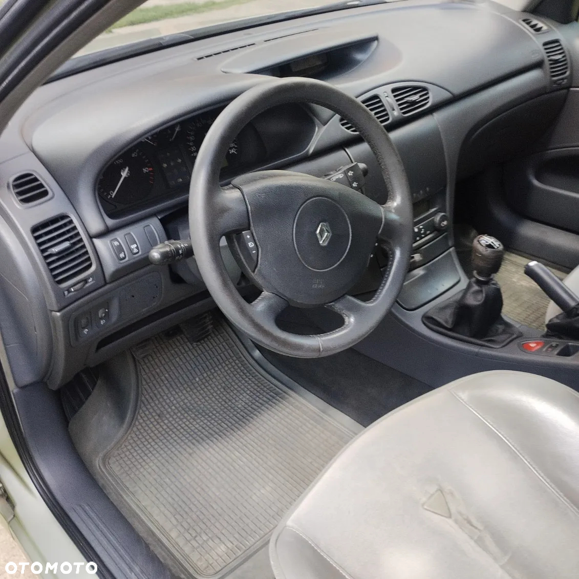 Renault Laguna - 4