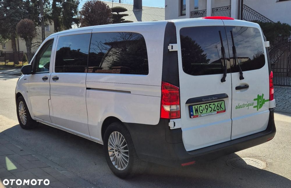 Mercedes-Benz E-VITO - 3