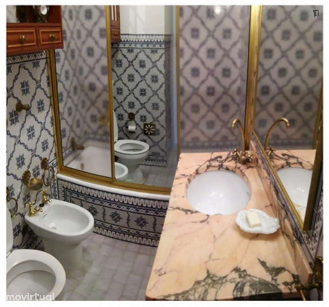 Quarto - localizado em Alcântara Lisbon - Grande imagem: 2/25