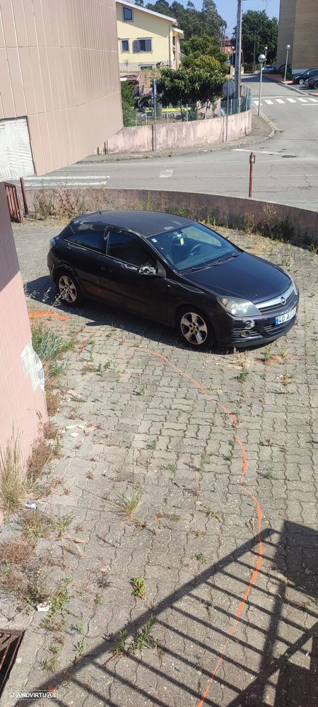 Opel Astra GTC 1.4 - 1