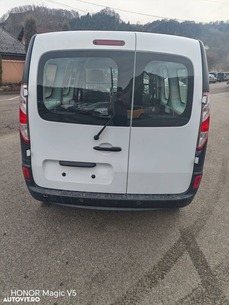 Renault KANGOO Maxi - 4