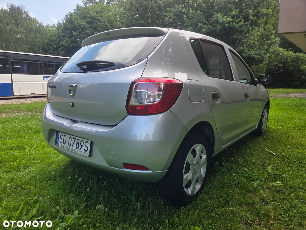 Dacia Sandero 1.2 16V Celebration - 3
