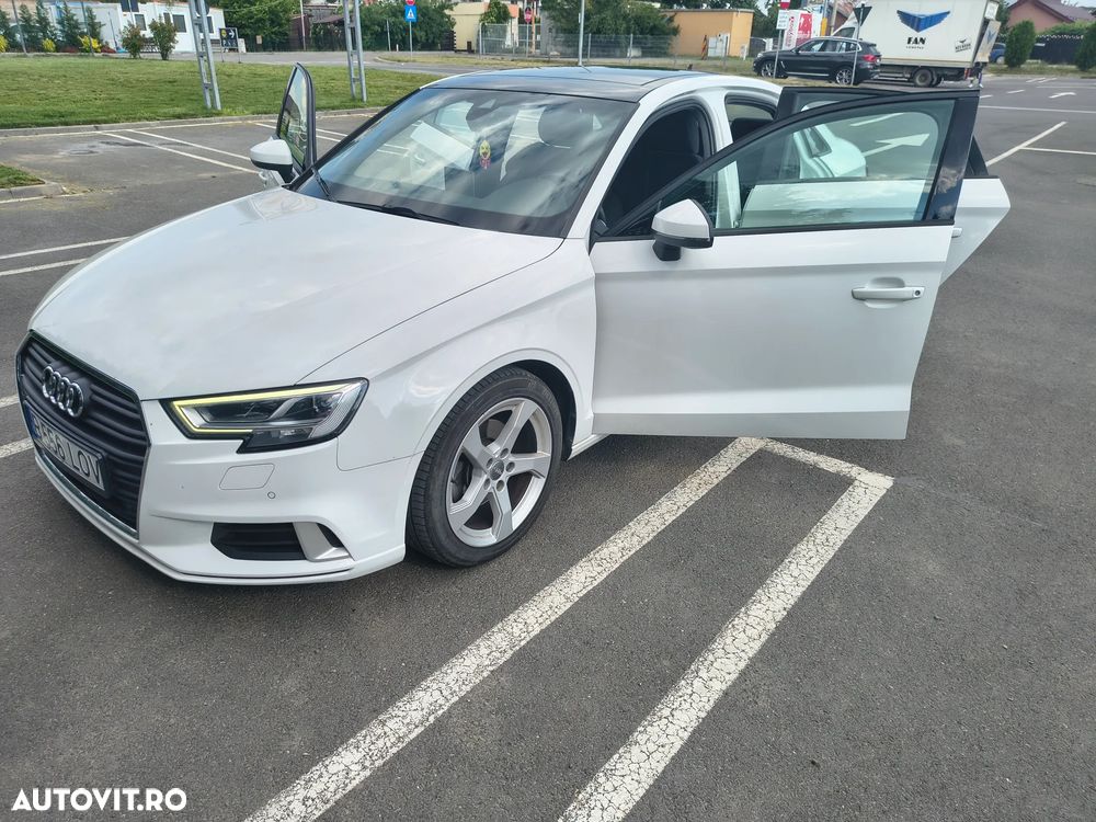 Audi A3 1.6 TDI S tronic Sport - 5
