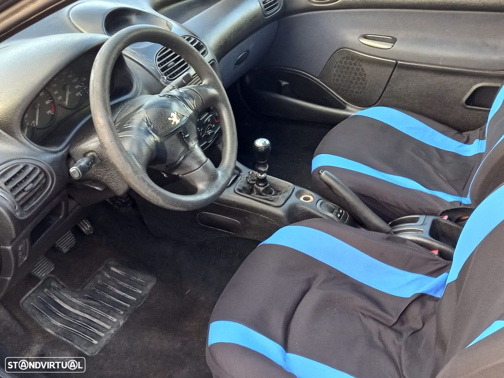 Peugeot 206 1.1 XR - 8
