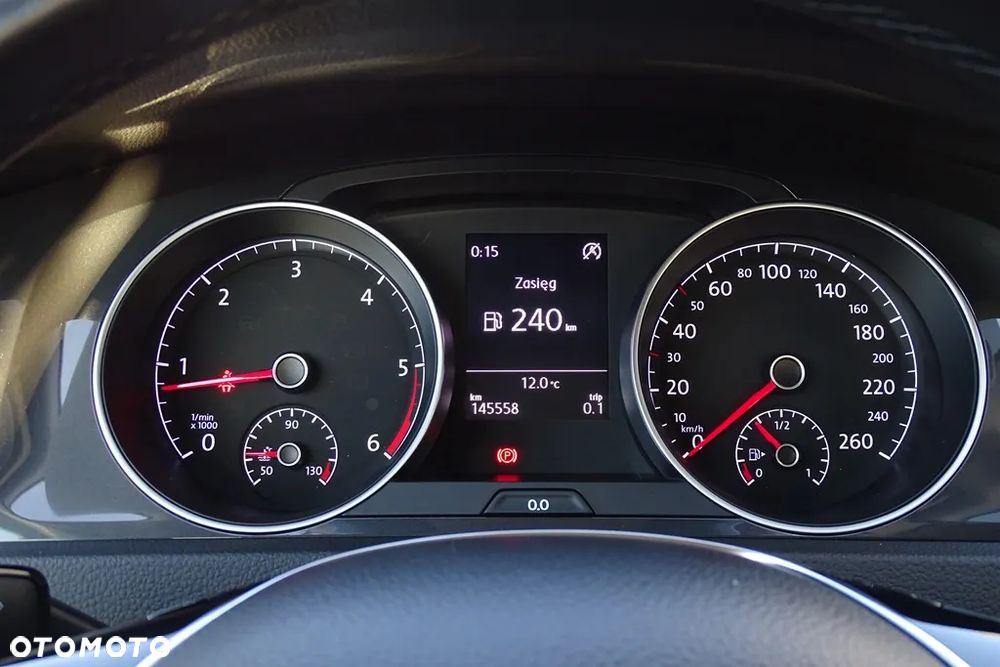 Volkswagen Golf VII 1.6 TDI BMT Trendline - 28