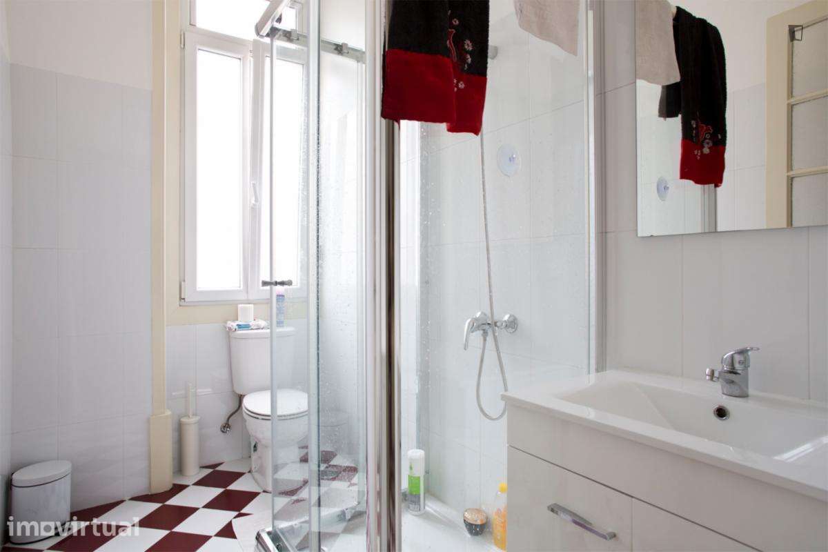 Quarto - localizado em São Sebastião Lisbon - Grande imagem: 5/14