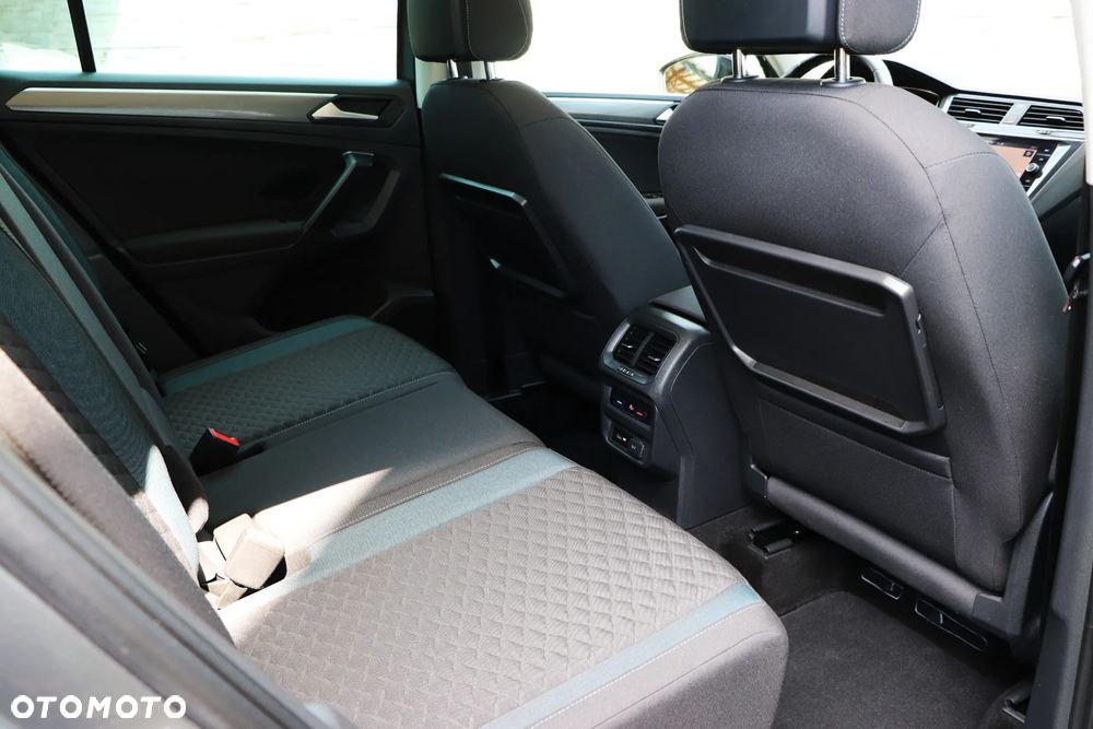 Volkswagen Tiguan 2.0 TDI SCR IQ.DRIVE - 23
