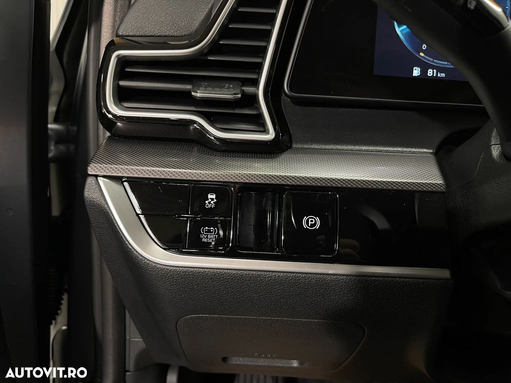 Kia Sportage 1.6T-GDI Hybrid 2WD Aut. Spirit - 30