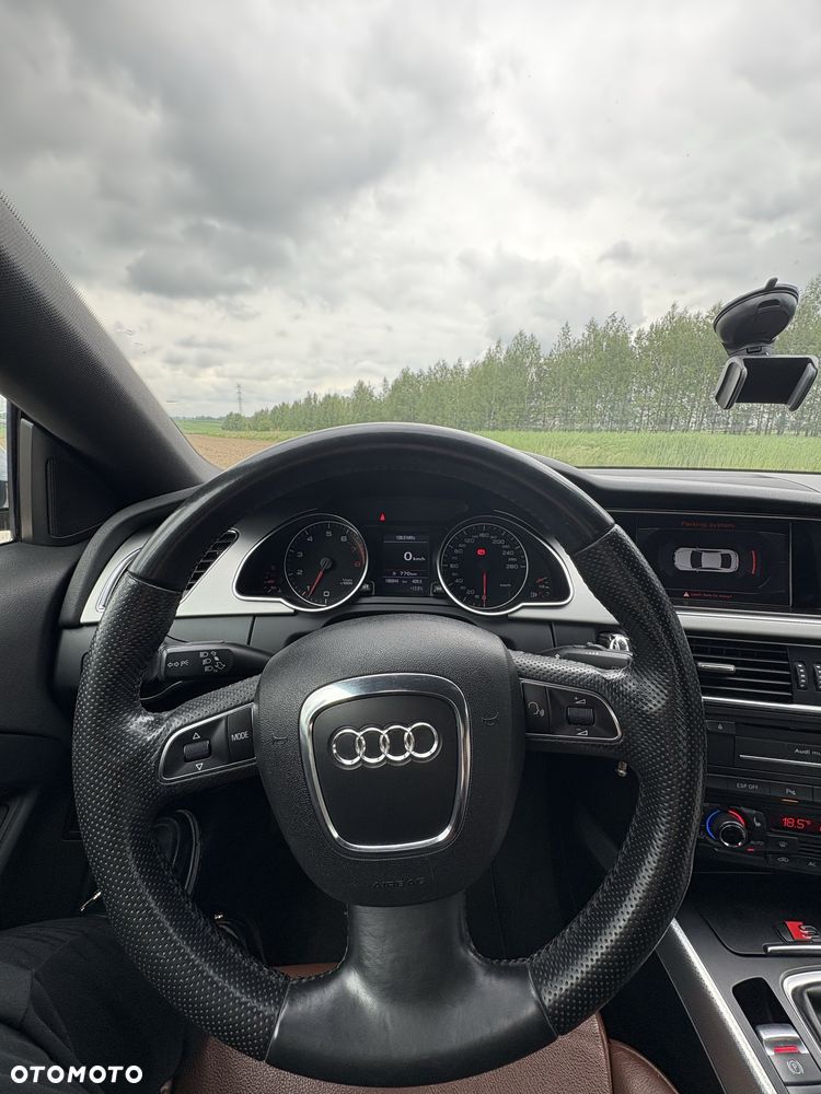 Audi A5 Coupé - 5