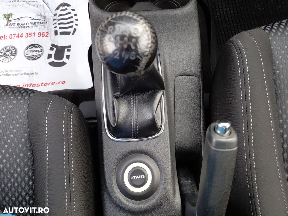 Mitsubishi Outlander 2.2 Litre DI-D AWD Instyle - 24