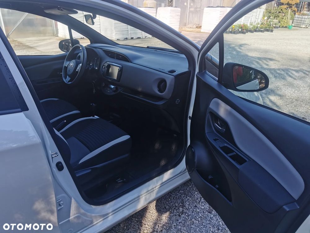 Toyota Yaris 1.33 Selection Platinum MS - 34