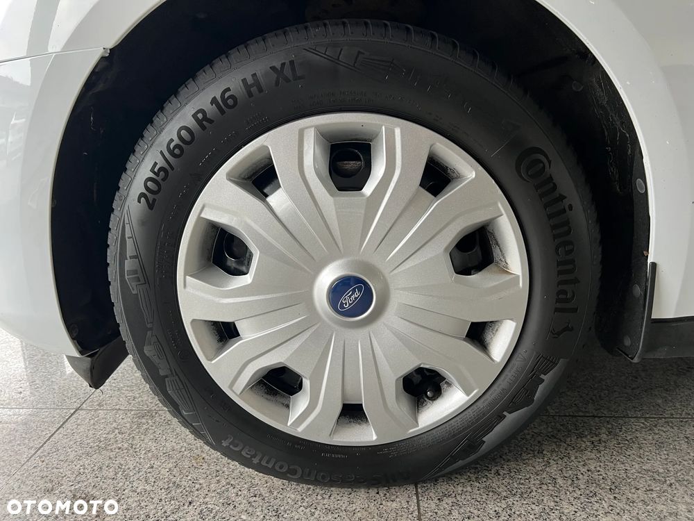 Ford Connect - 8