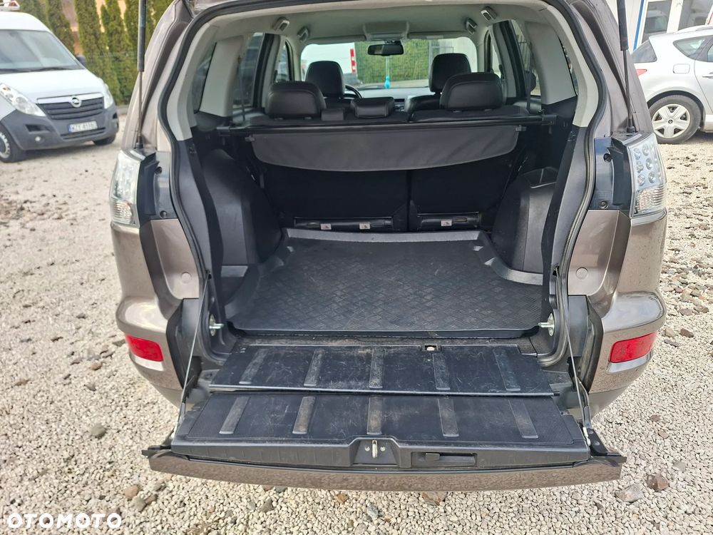 Mitsubishi Outlander 2.2 DI-D ClearTec 2WD Invite - 2