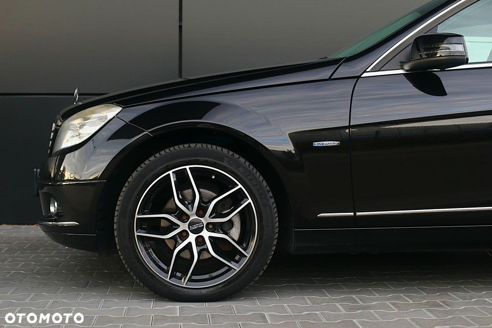 Mercedes-Benz Klasa C 180 Kompressor Automatik BlueEFFICIENCY Elegance - 10