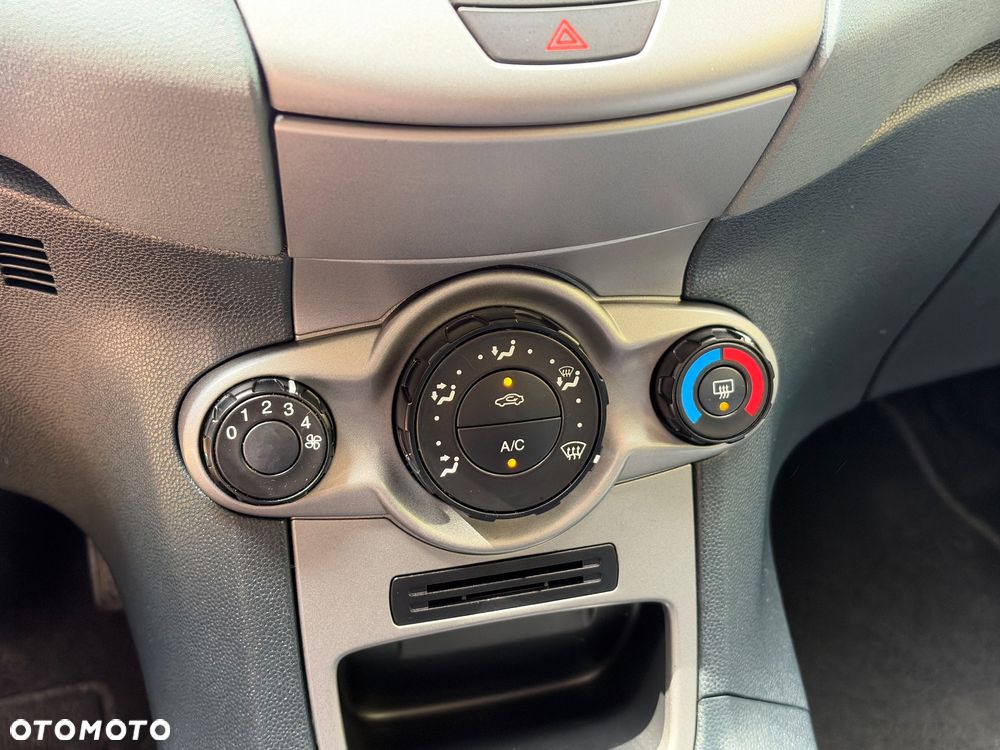 Ford Fiesta 1.25 SYNC Edition - 21