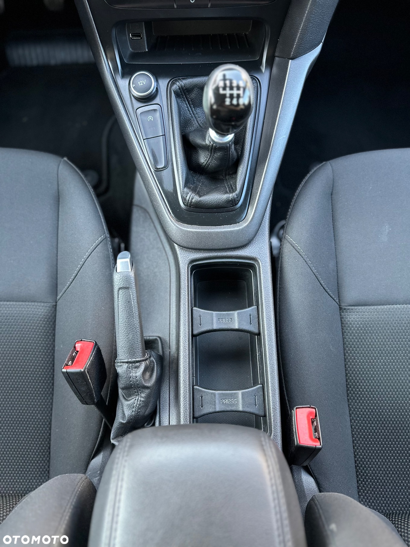 Ford Focus 1.0 EcoBoost Trend - 24