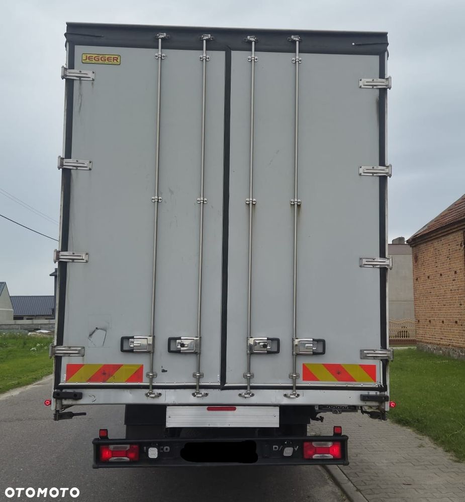 Iveco 70C18 - 3