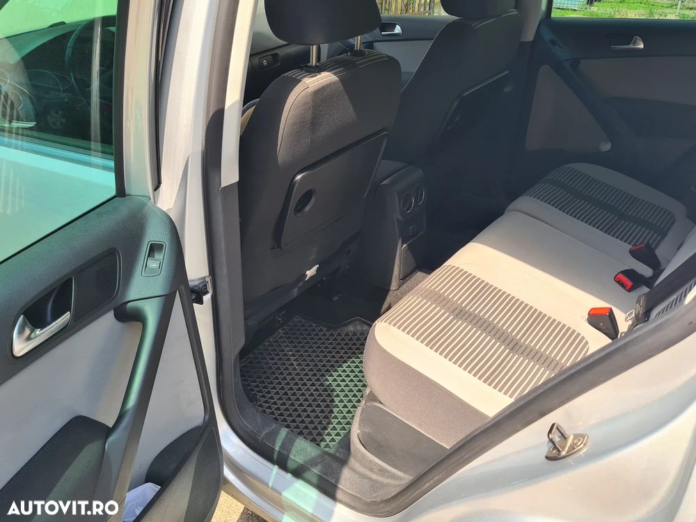 Volkswagen Tiguan - 9