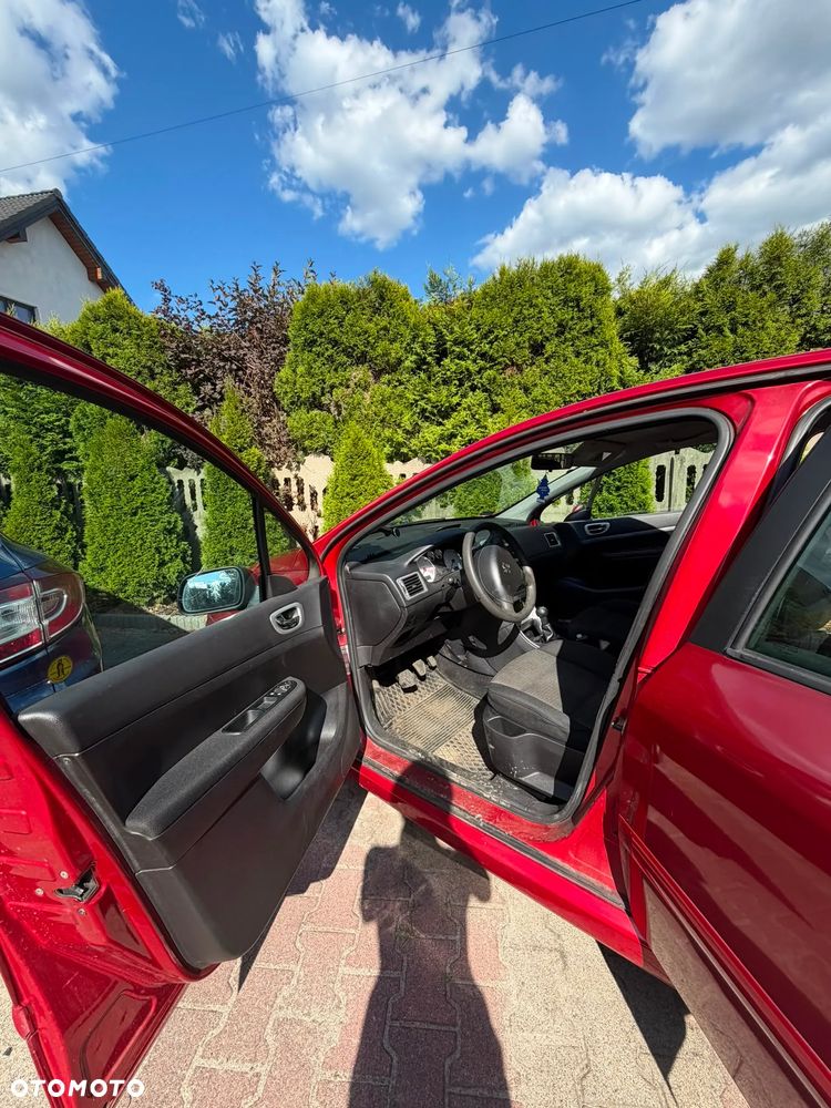 Peugeot 307 1.6 HDI Oxygo - 26