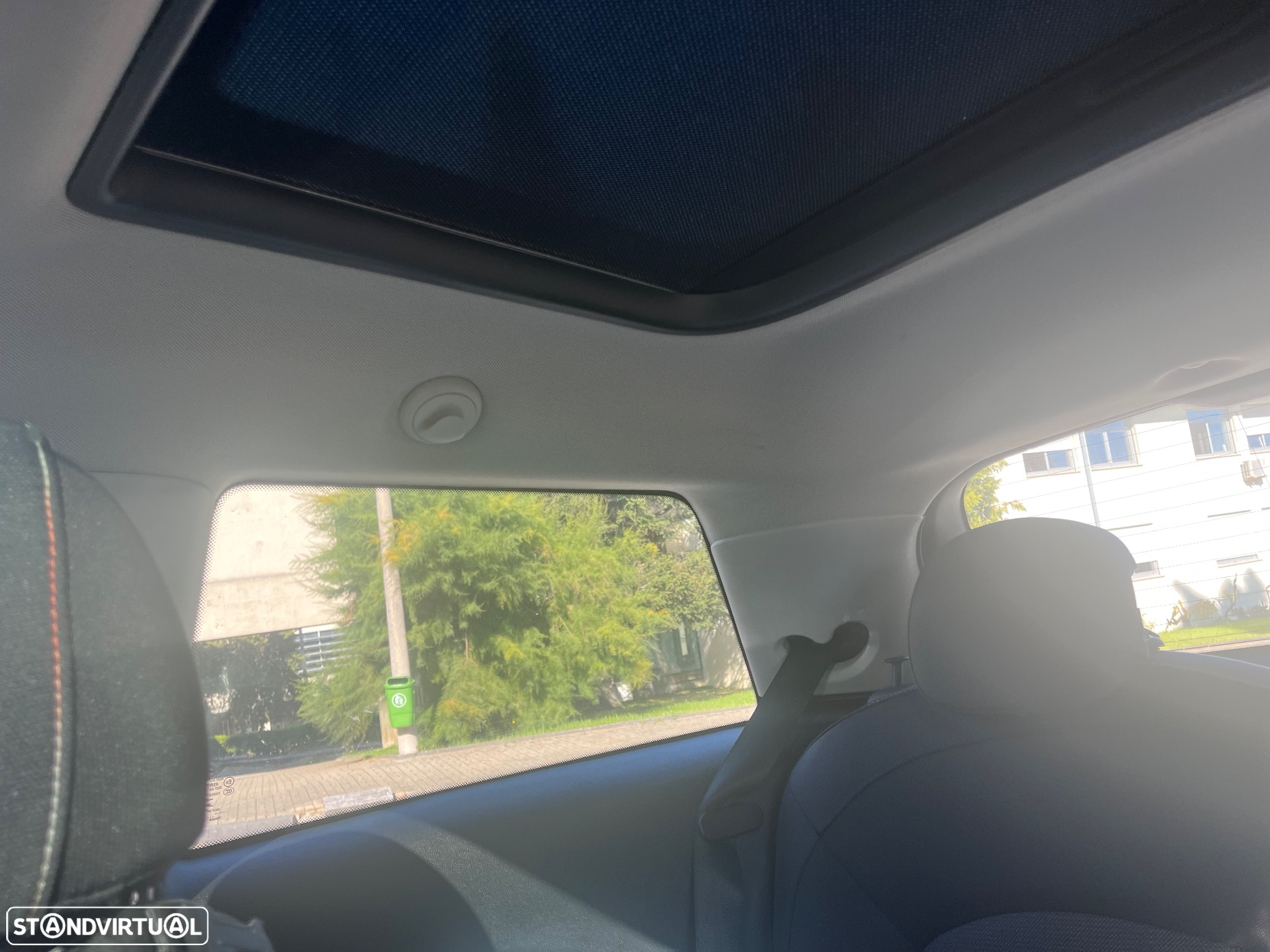MINI 3 Portas Cooper D Aut. - 8