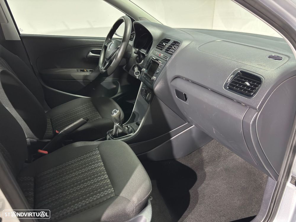 VW Polo 1.0 (Blue Motion ) Trendline - 9