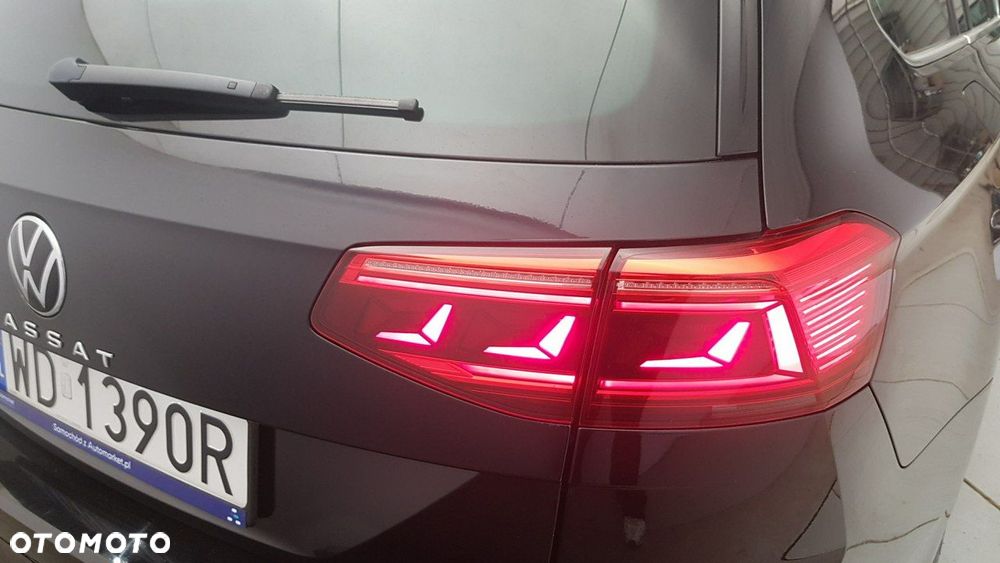 Volkswagen Passat - 12
