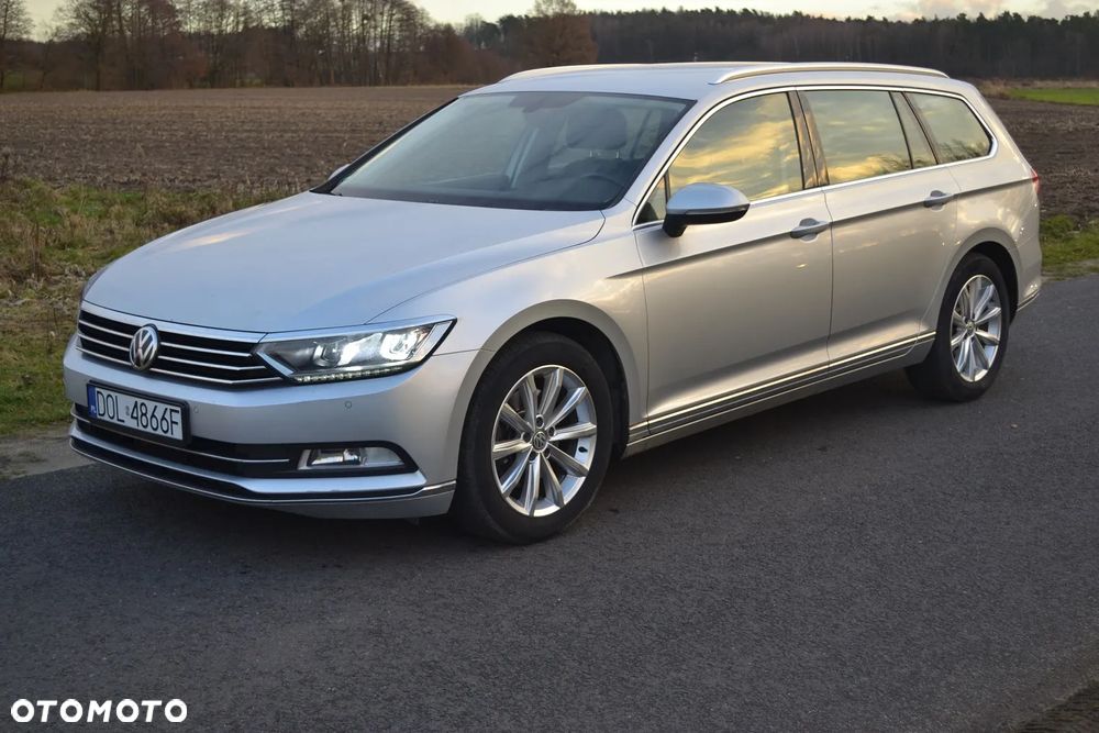 Volkswagen Passat 2.0 TDI (BlueMotion Technology) Highline - 12