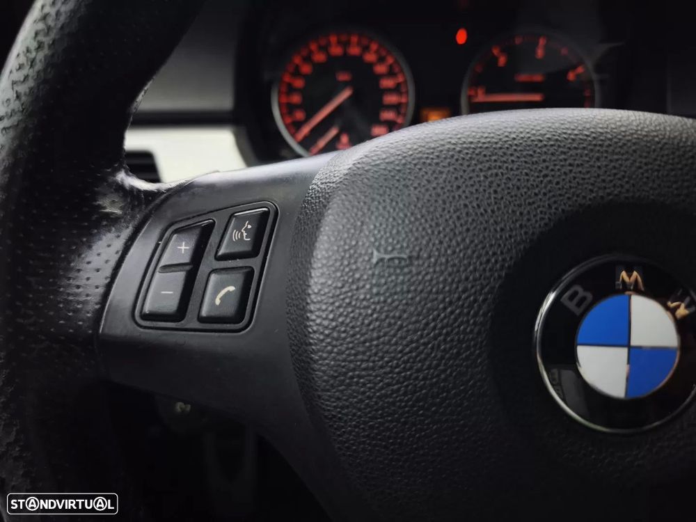 BMW 320 d DPF Aut. M Sport Edition - 24