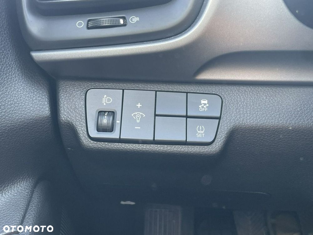 Kia Stonic - 19