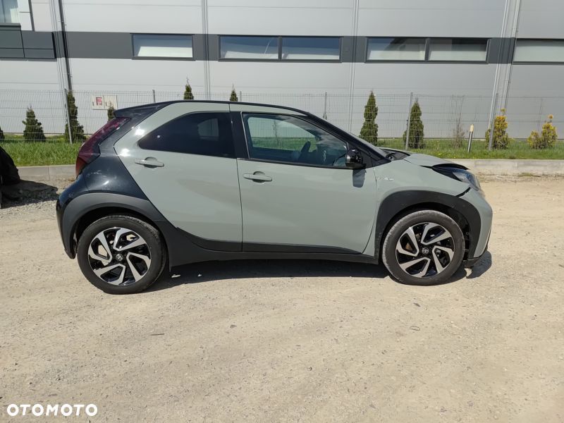 Toyota Aygo X 1.0 VVT-i Color Edition X-shift - 6