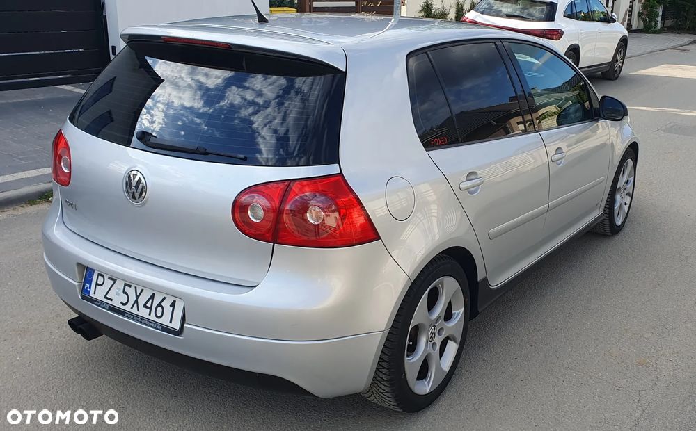 Volkswagen Golf - 4