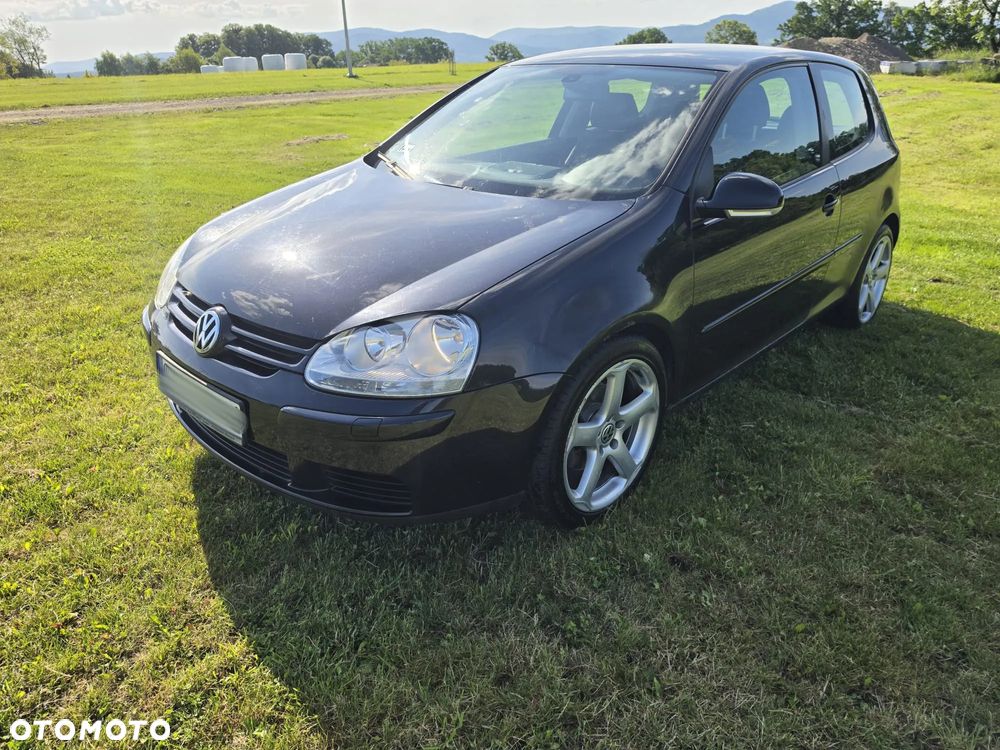 Volkswagen Golf 1.9 TDI Comfortline DSG - 1
