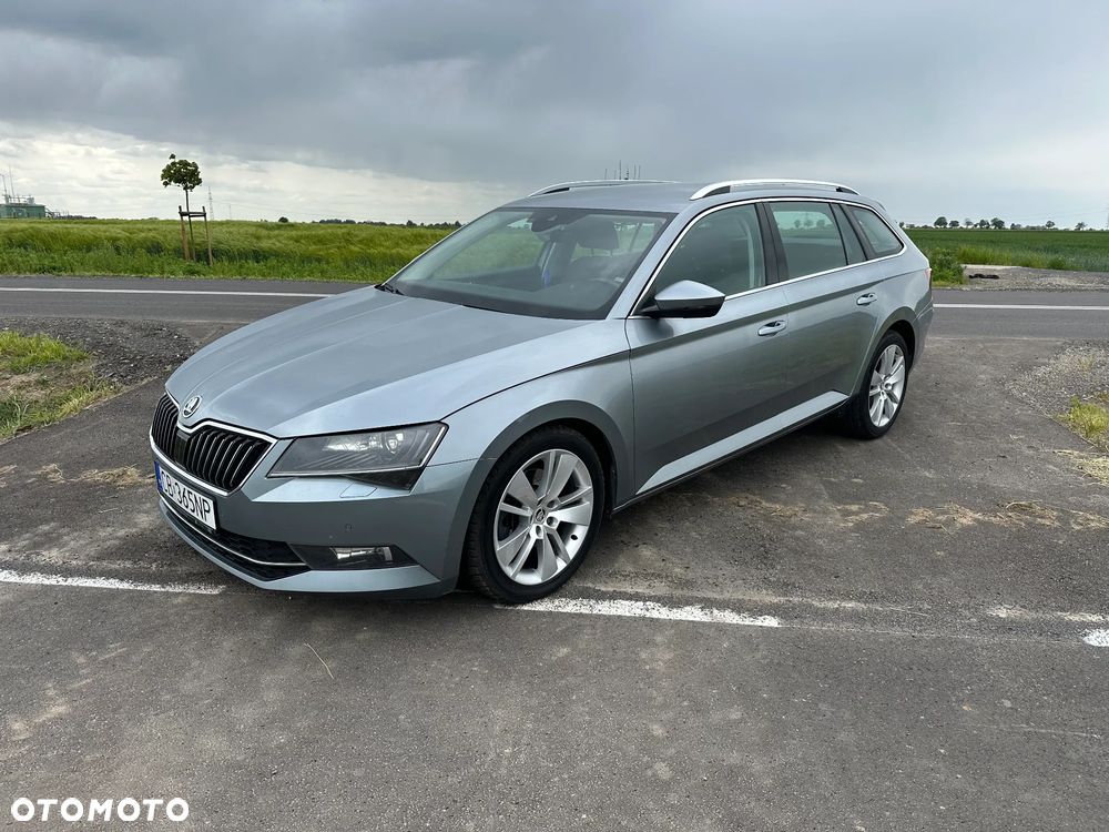 Skoda Superb 2.0 TDI SCR 4x4 Style DSG - 1