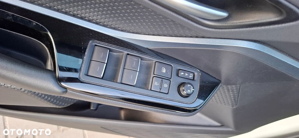 Toyota C-HR Style Selection - 20