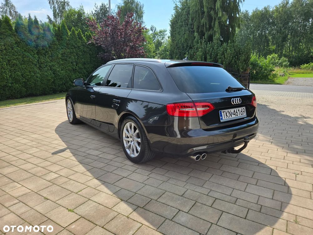 Audi A4 Avant - 25