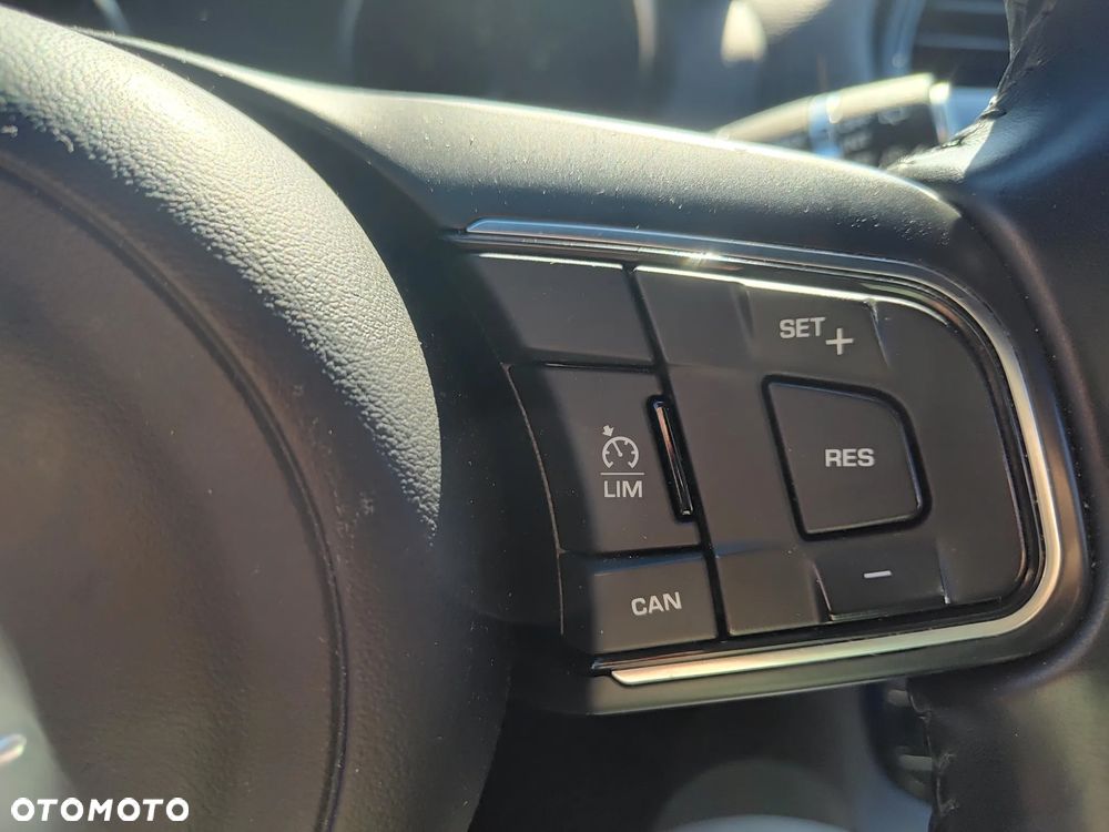 Jaguar F-Pace 20d AWD Pure - 30