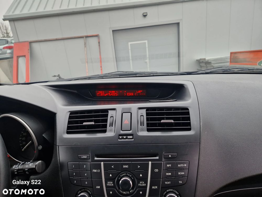 Mazda 5 - 13