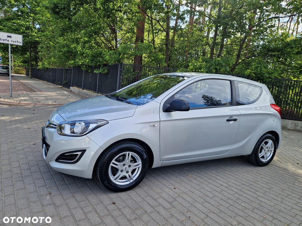 Hyundai i20 - 13