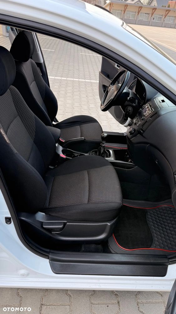 Hyundai i30 1.6 Classic - 11