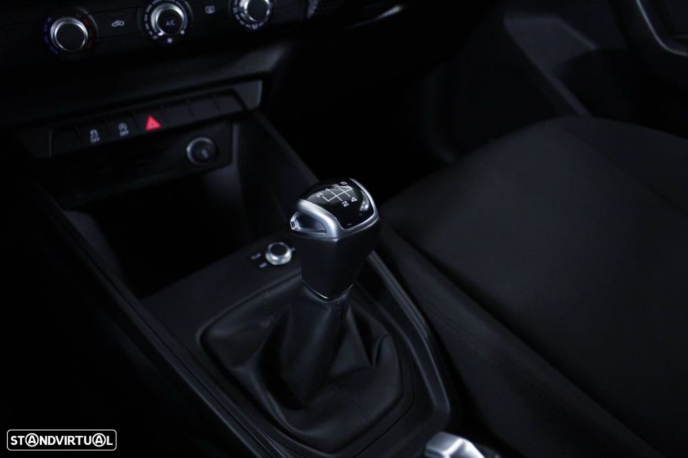 Audi A1 Sportback 25 TFSI Advanced - 33