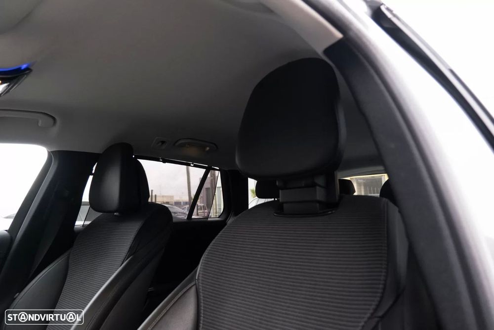 Mercedes-Benz C 200 d Avantgarde - 28