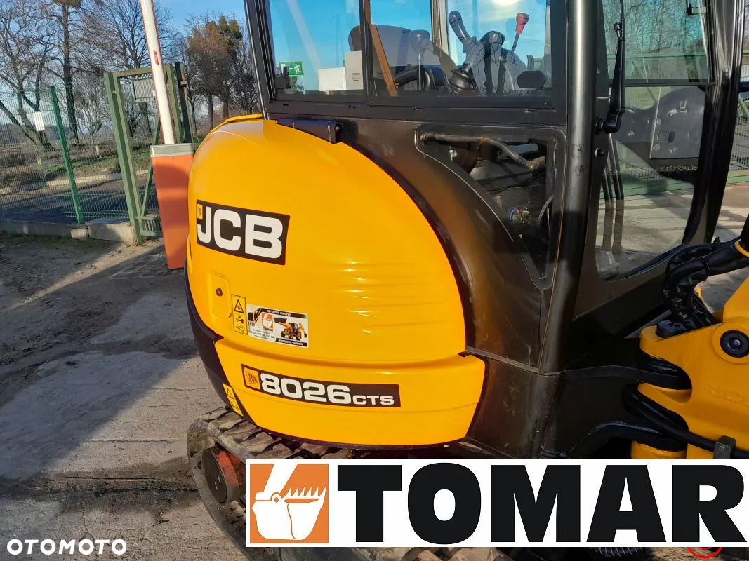 JCB 8026 - 17