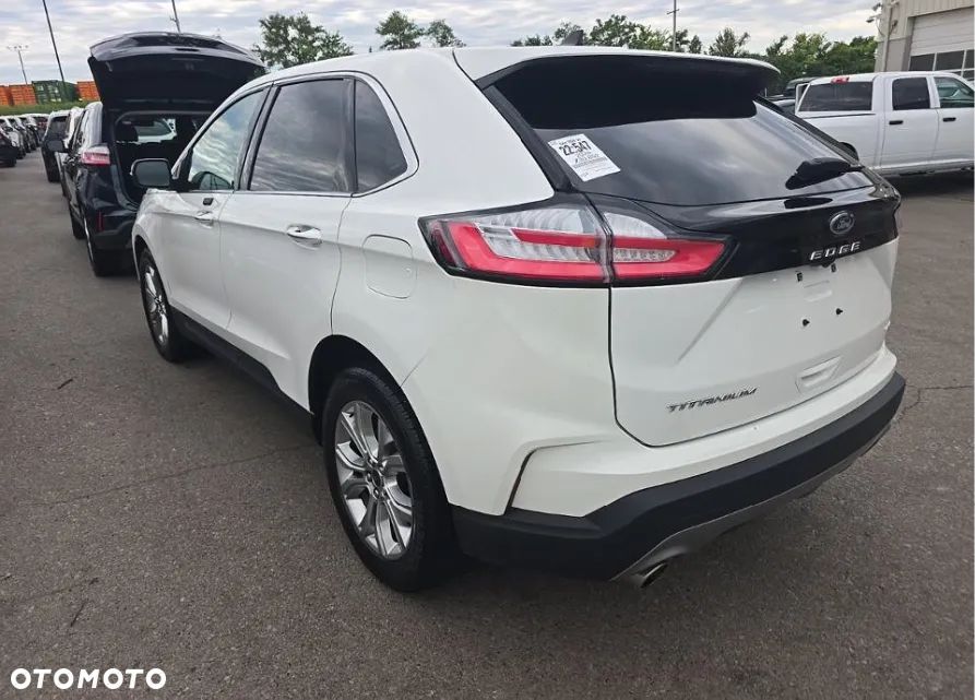 Ford Edge - 5