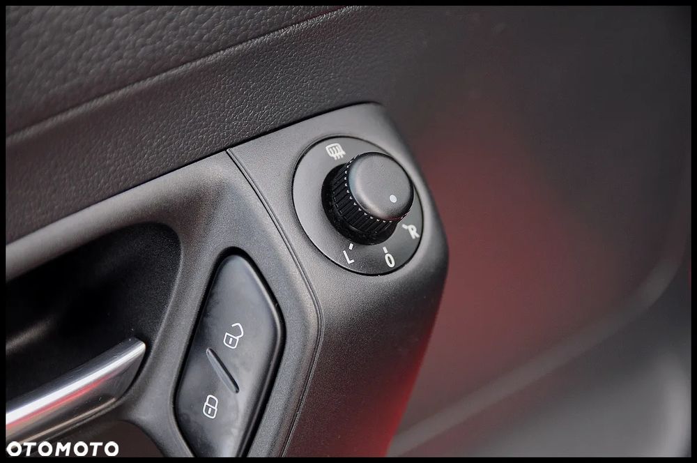 Volkswagen Polo 1.2 Comfortline - 24