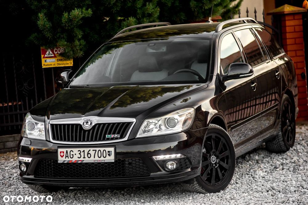 Skoda Octavia 2.0 TSI RS - 6