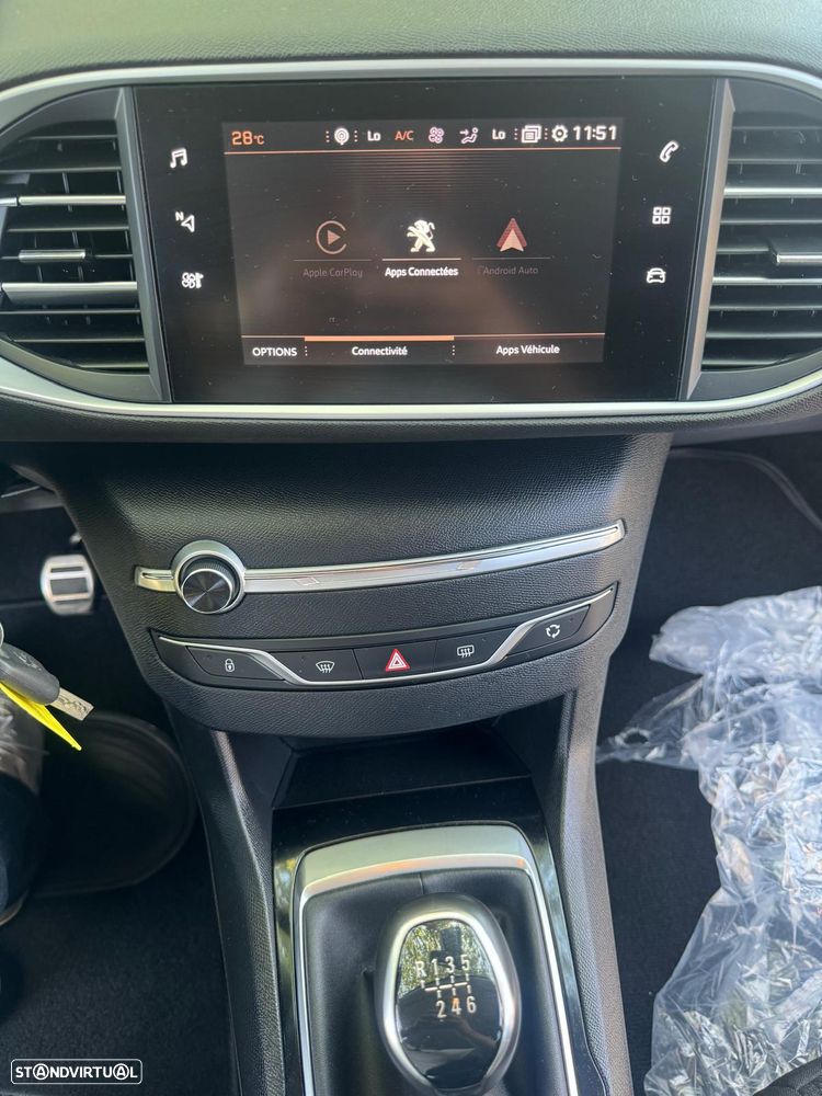 Peugeot 308 1.2 PureTech Style J17 - 15